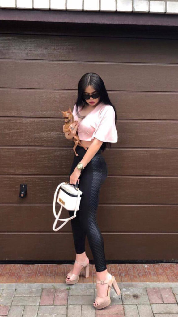 Элитная девушка Лиана Drive Models