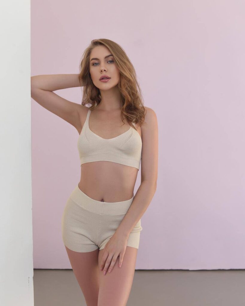 Эскорт-модель Натали Drive Models