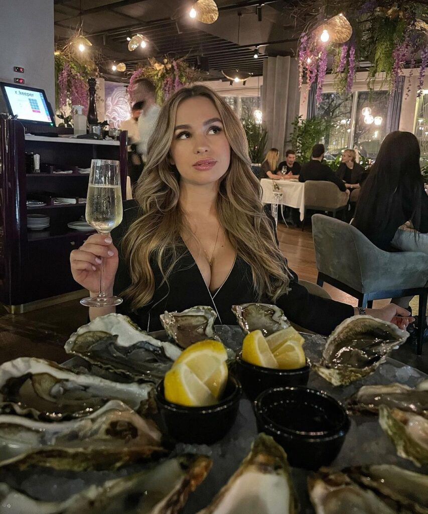 Эскорт-модель Дженифер Drive Models