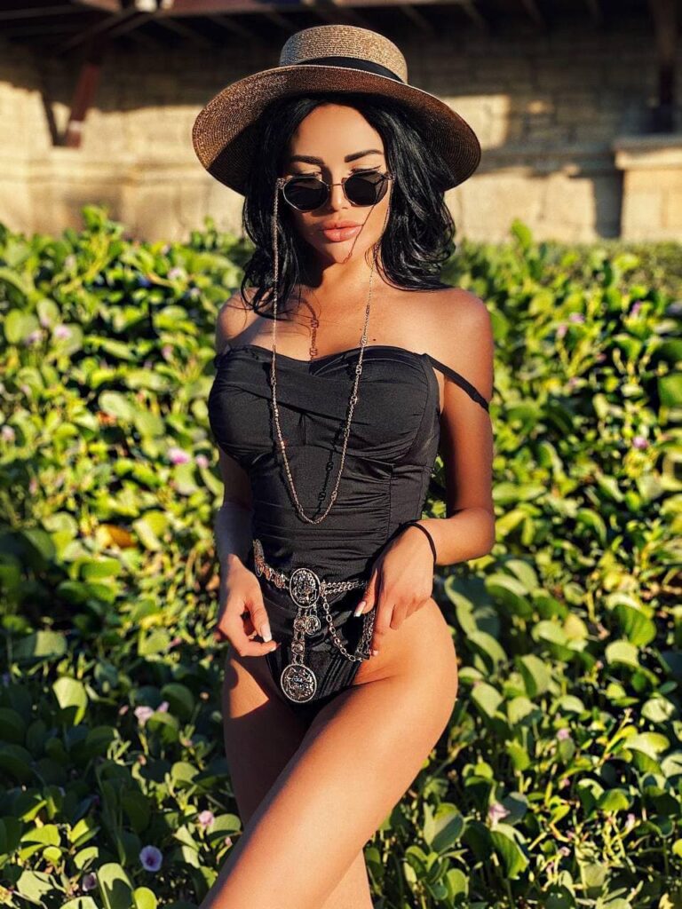 Эскорт-модель Крис Premium Models